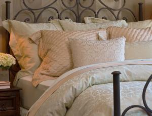 Pino Sateen Linens DISCONTINUED