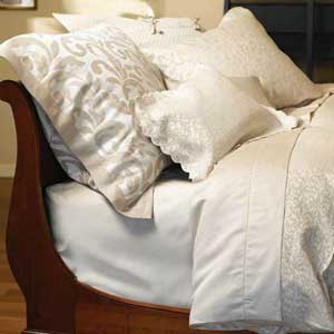 Purists Petite Jasmine Linen-Cotton Bedding